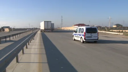 Azərbaycanda iranlı sürücülər polisin müşayiəti ilə hərəkət edirlər