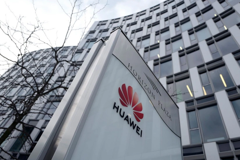 Huawei starts sale of own electric cars