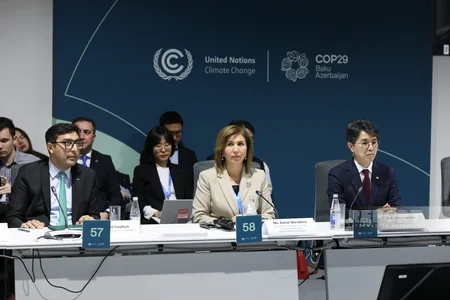 Baku hosts high-level roundtable on Children, Youth, Climate Action within COP29