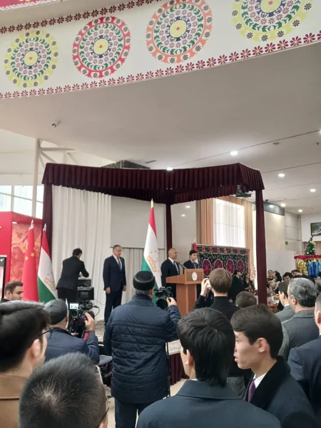 Azerbaijan represented at charity fair in Dushanbe