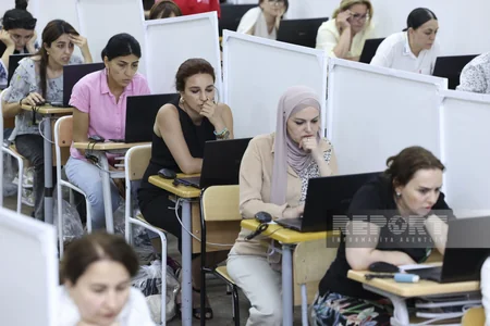 Xarici dil müəllimləri üçün sertifikasiya imtahanı başlayıb - YENİLƏNİB