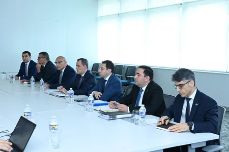 Azərbaycan və Ermənistan xarici işlər nazirlərinin ikitərəfli görüşü başlayıb