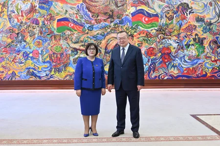 Sahibə Qafarova Çin nümayəndələri ilə parlamentlərarası əməkdaşlığı müzakirə edib