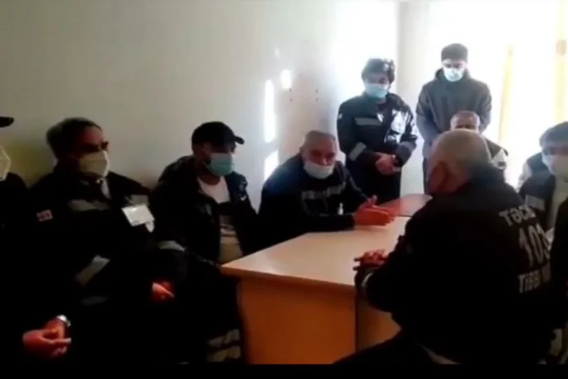 Şirvanda həkimlərin maaşlarını ala bilməməsi ilə bağlı açıqlama