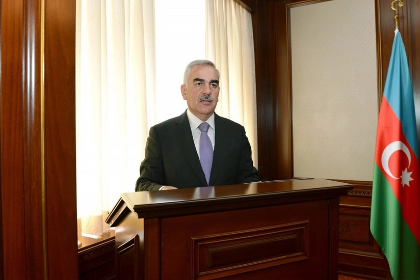 Vasif Talıbov məmuru işdən çıxararaq yeni vəzifə verdi