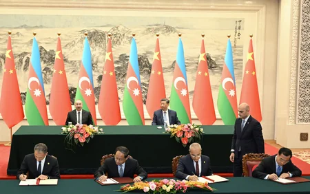 Azerbaijan, China sign documents to enhance economic and trade partnership