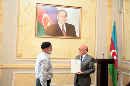 Azərbaycanda ​10 dini icmaya maliyyə yardımı ayrılıb