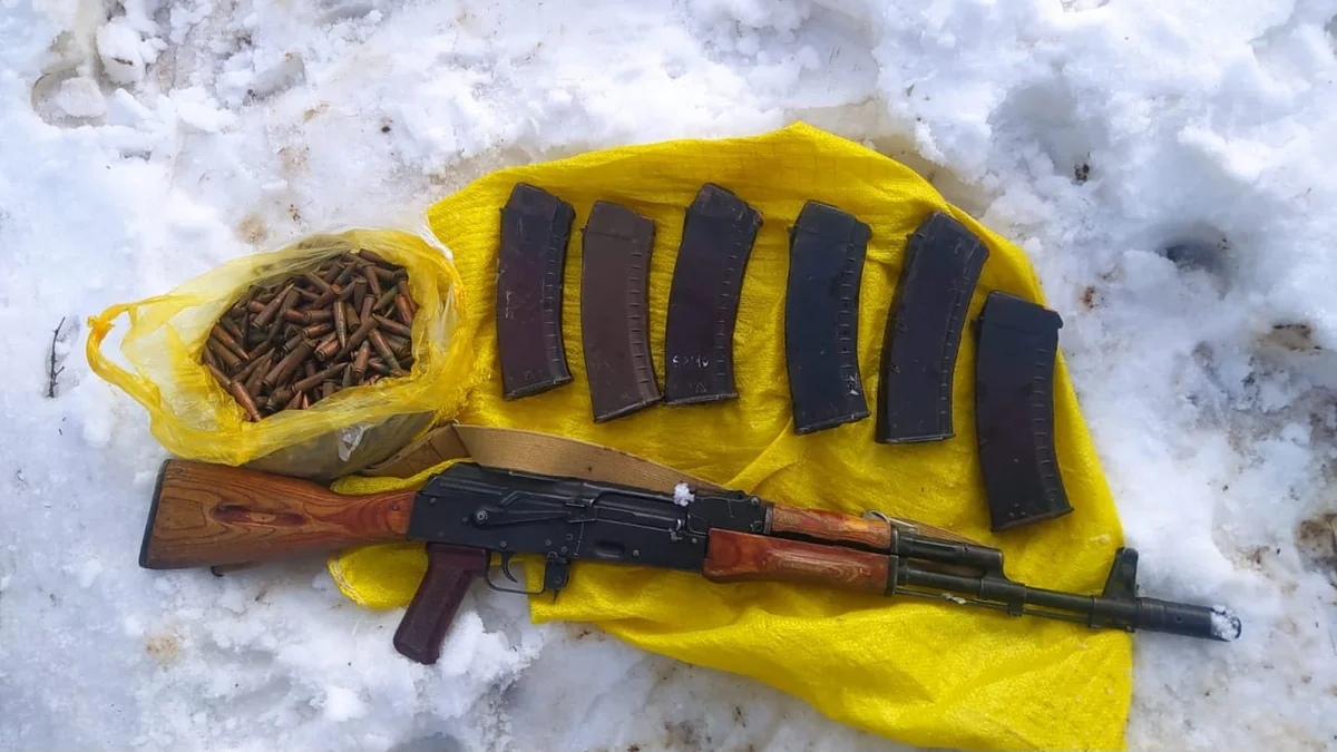Yardımlıda dərədən Kalaşnikov avtomatı aşkarlanıb