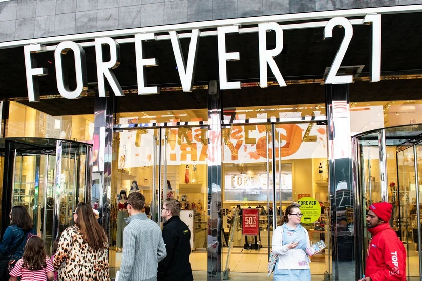 В США торговая сеть Forever 21 объявила себя банкротом
