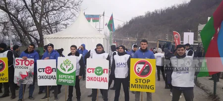 Protest rally continues on Khankandi-Lachin road, participants chanting slogans