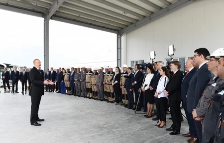 Prezident İlham Əliyev Bakı Beynəlxalq Dəniz Ticarət Limanı Kompleksinin açılışında iştirak edib - YENİLƏNİB
