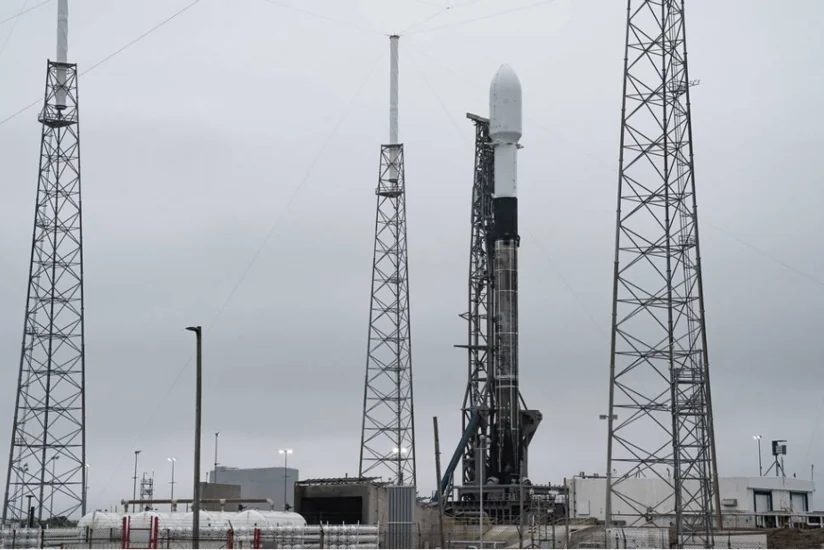 SpaceX запустила ракету-носитель с более чем 140 спутниками