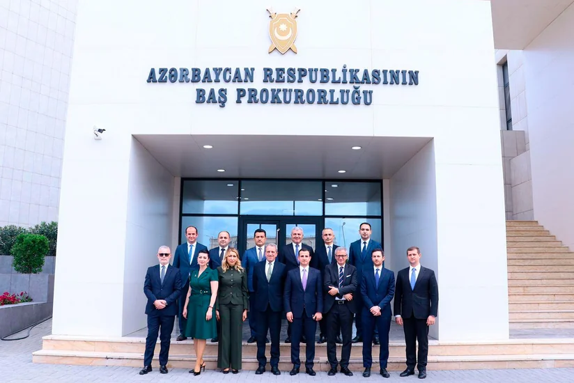 İtaliyanın Baş prokuroru Azərbaycanın müvafiq qurumlarının rəhbərləri ilə görüşüb