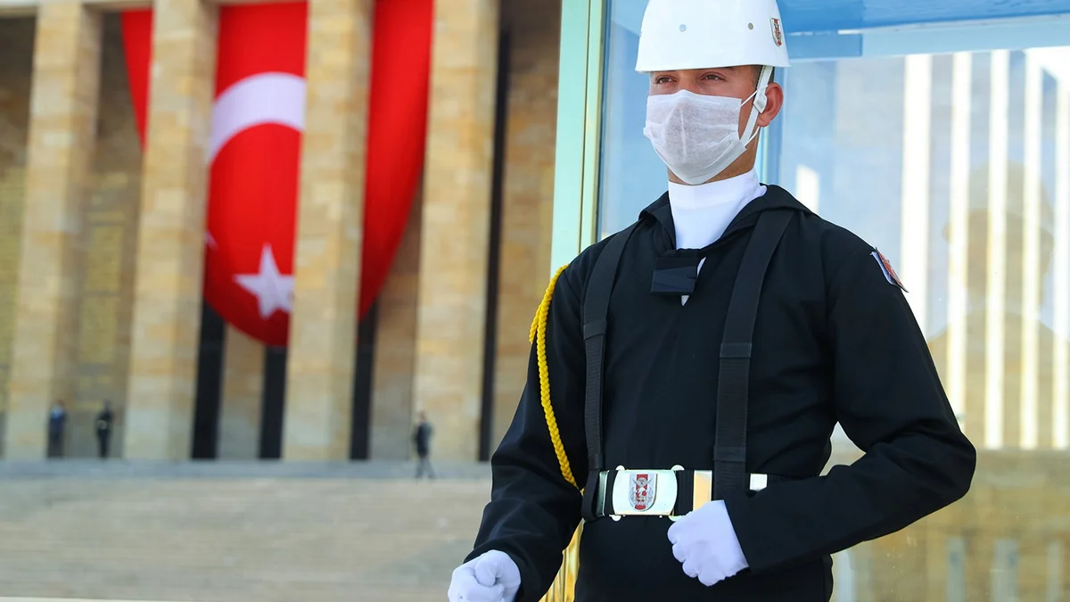 Turkey authorizes 191 soldiers' arrest over FETÖ