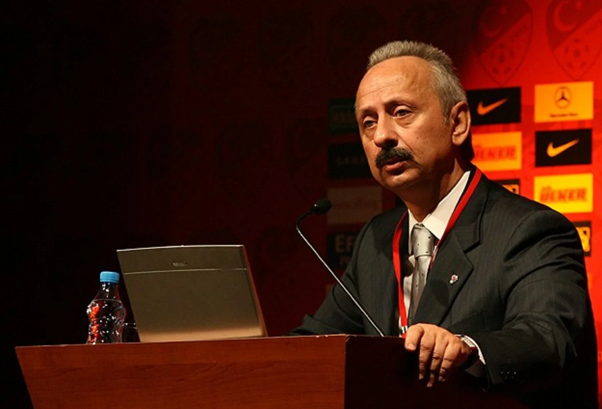 Haluk Ulusoy yenidən Türkiyə Futbol Federasiyasının prezidenti vəzifəsinə namizədliyini irəli sürüb