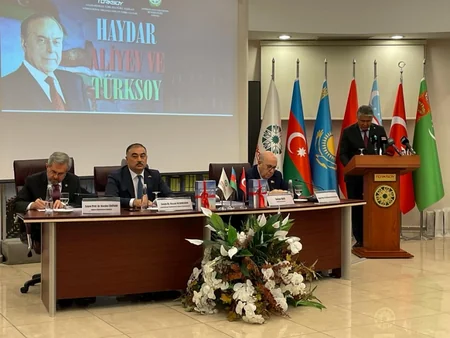 Ankarada Ümummilli liderin anım günü ilə bağlı Heydər Əliyev və TÜRKSOY adlı tədbir keçirilib