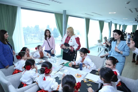 Bakıda Rumıniya və Moldovanın milli Bahar Günü – Martişor bayramı qeyd edilib