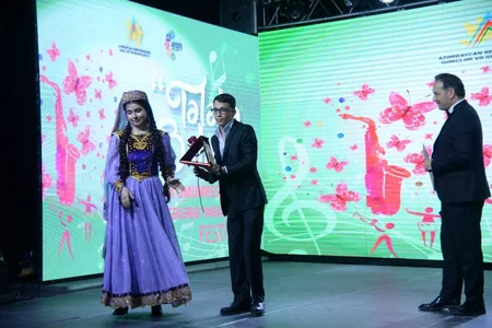 13-cü Tələbə baharı onlayn keçirildi