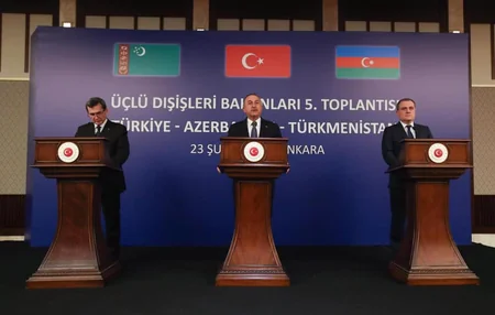 Türkiyə, Azərbaycan və Türkmənistan XİN başçılarının görüşü ilə bağlı birgə bəyanat yayılıb