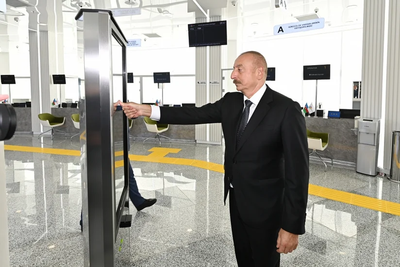 İlham Əliyev Sumqayıtda regional “ASAN xidmət” mərkəzinin açılışında iştirak edib