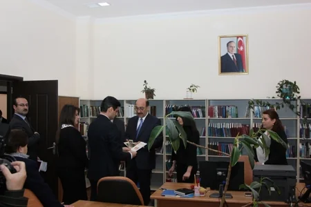 Əbülfəs Qarayev Salyanda vətəndaşları qəbul edib