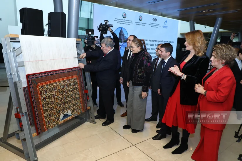 Bakıda Naxçıvan-100” xalçasının təqdimat mərasimi keçirilib