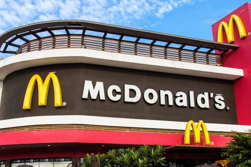 Президент Казахстана посетил первый в стране ресторан McDonald's