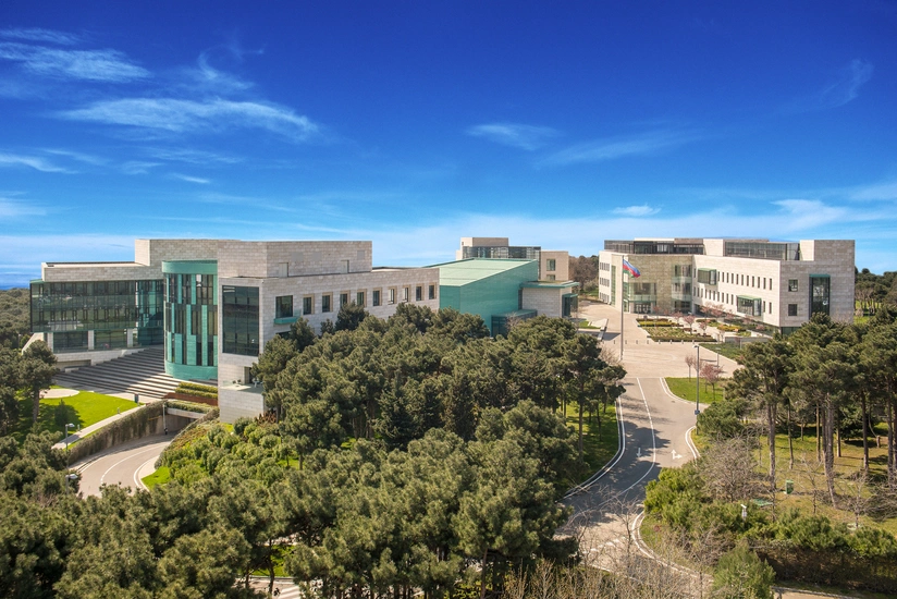 ADA Universiteti bir qrup tələbənin təhsil haqqına güzəşt edib
