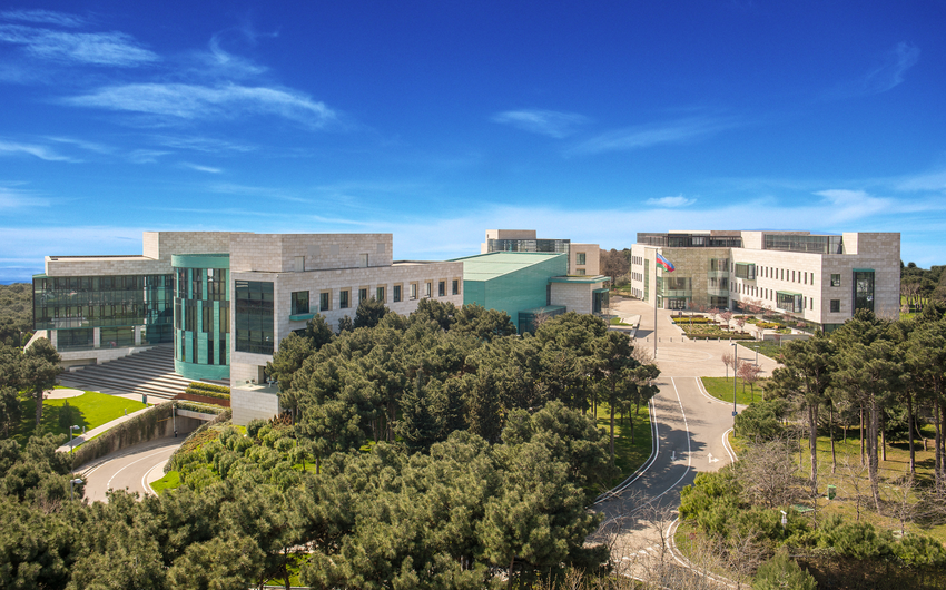 ADA Universiteti bir qrup tələbənin təhsil haqqına güzəşt edib