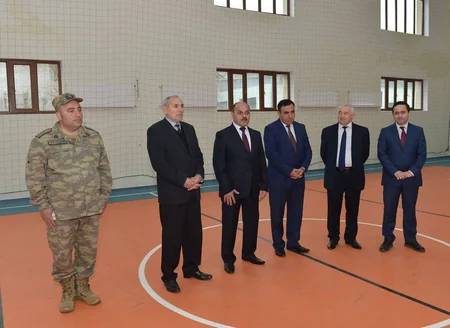 Təhsil Nazirliyi orta məktəbə mediatur təşkil edib - FOTO