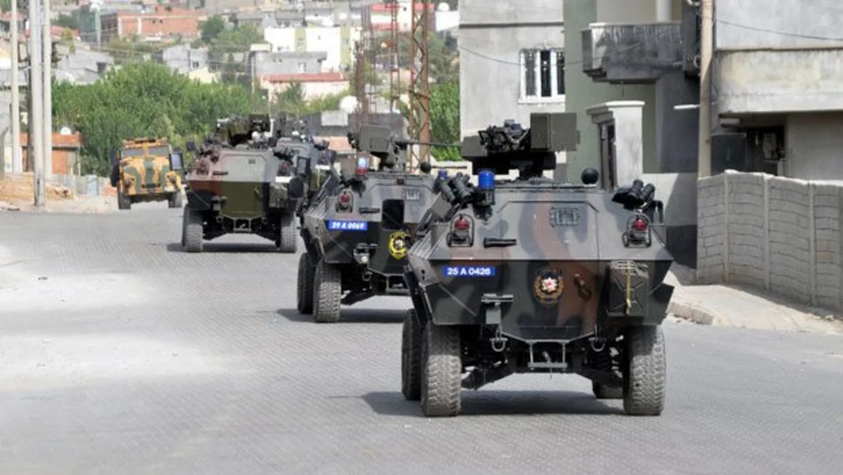 ​В Турции полицейская машина подорвалась на мине, погибли 4 сотрудника полиции