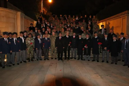 Zəfər Günü ərəfəsində türkiyəli qazilər Bakıya səfər edib