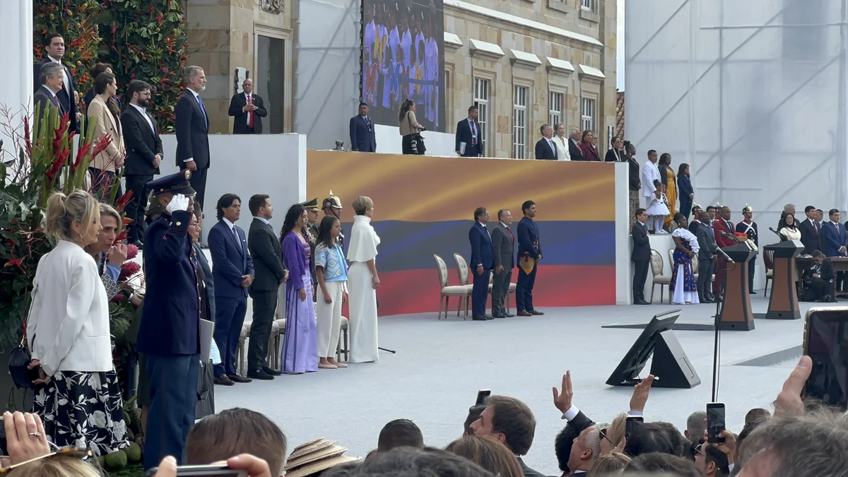 Azerbaijan represented at inauguration ceremony of President of Colombia
