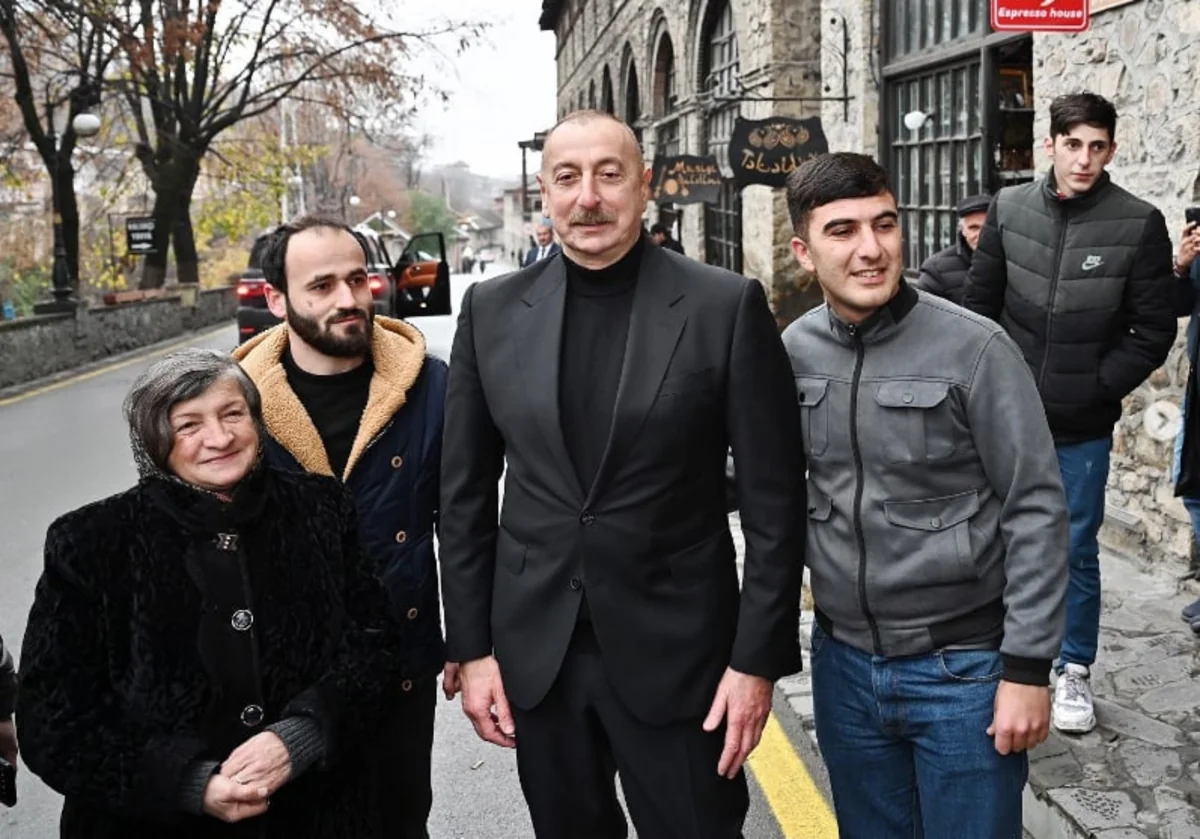 Prezident İlham Əliyev və birinci xanım Mehriban Əliyeva Şəkidə sakinlərlə görüşüblər