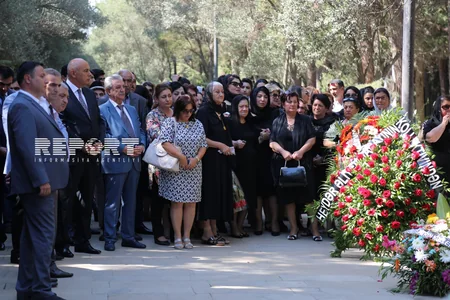 Xalq artisti Habil Əliyev I Fəxri xiyabanda dəfn olunub
