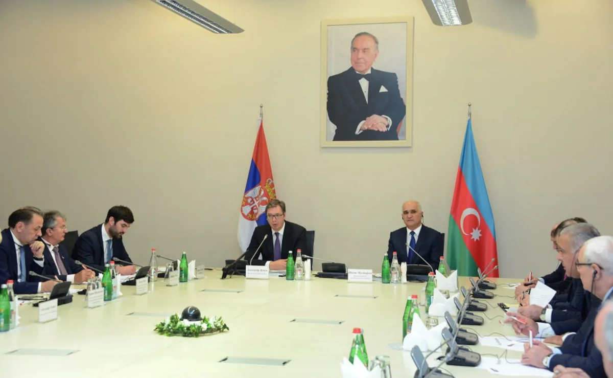 Bakıda Serbiya Prezidentinin iştirakı ilə işgüzar görüş keçirilib