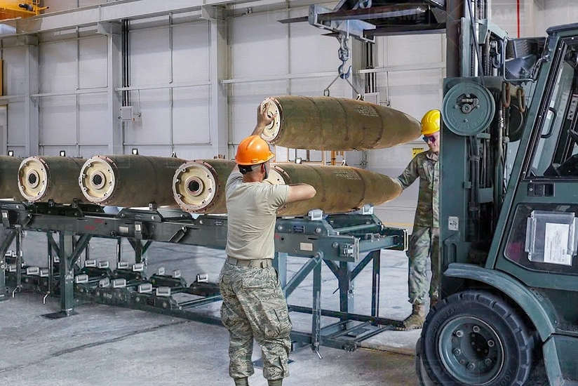 Pentaqon aviabombaların istehsalına 6,9 milyard dollar ayırıb