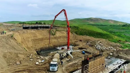 Ağdam-Füzuli yolunun inşası davam edir