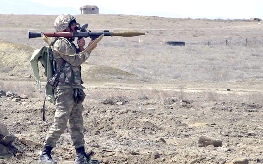 Combined Arms Army holds a training session with reservists
