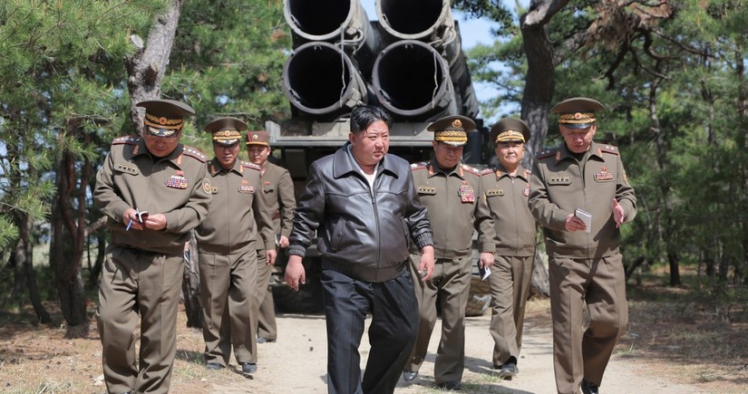 Kim Çen In ordunu müharibəyə hazır olmağa çağırıb