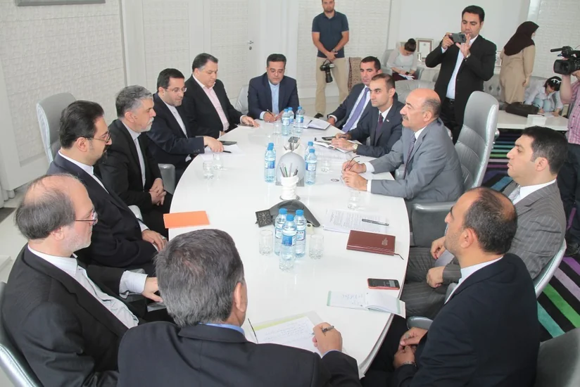 Əbülfəs Qarayev İranın mədəniyyət və islami irşad naziri ilə görüşüb