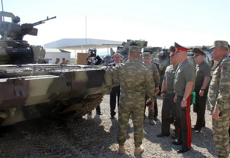 Начальник Генштаба ВС Беларуси посетил воинскую часть минобороны