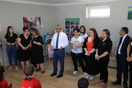 AGİN-in yaranmasının ildönümü münasibətilə Heydər Əliyevin məzarı ziyarət olunub