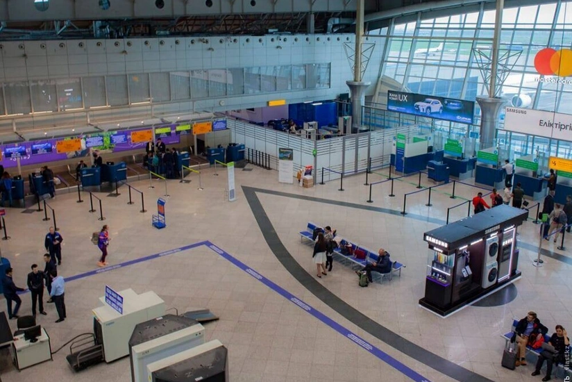 Man tries to take security officer hostage at Almaty airport