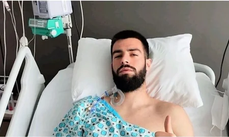Bosniya və herseqovinalı futbolçu karyerası bahasına anasını xilas edib
