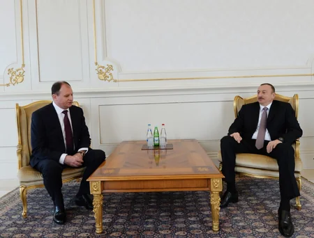 President Ilham Aliyev receives credentials of Ambassador of Moldova