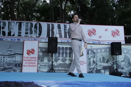 Azərbaycanın estrada müğənniləri “Retro Bakı” proqramında çıxış ediblər