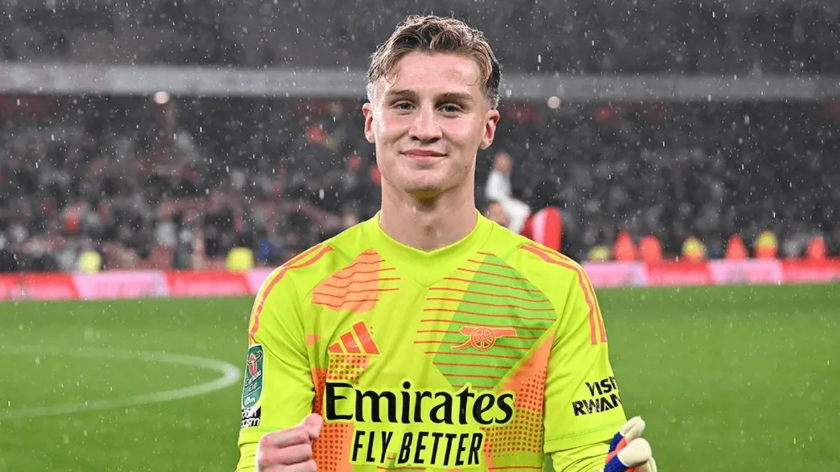 16 yaşlı qapıçı Arsenalın tarixinə düşüb