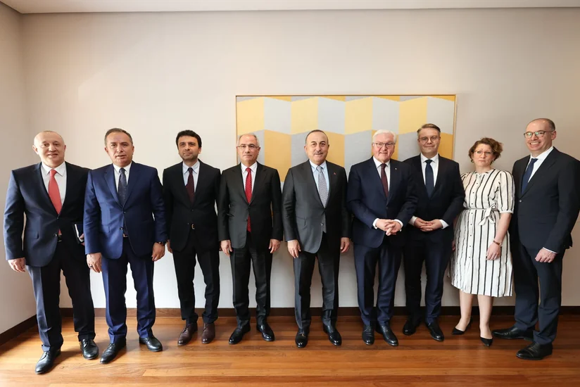 Çavuşoğlu Almaniya Prezidenti ilə Suriya və NATO-nun genişlənməsini müzakirə edib