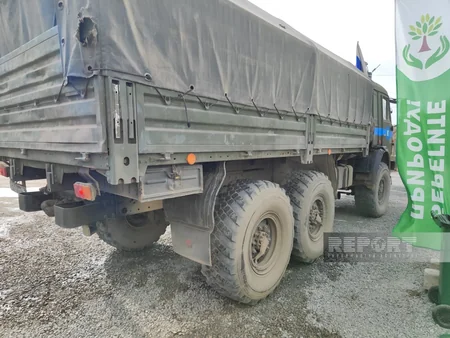 По дороге Ханкенди-Лачын беспрепятственно проехал 71 автомобиль российских миротворцев